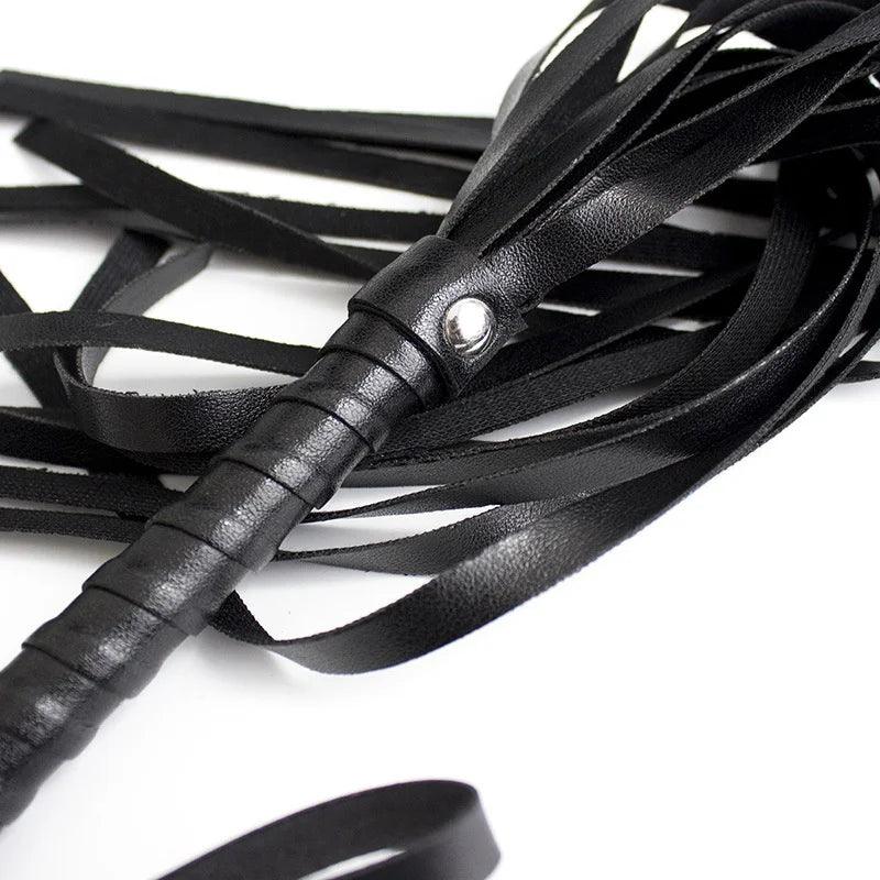 Erotic Accessories BDSM Bondage Slave Whip Flogger Spanking